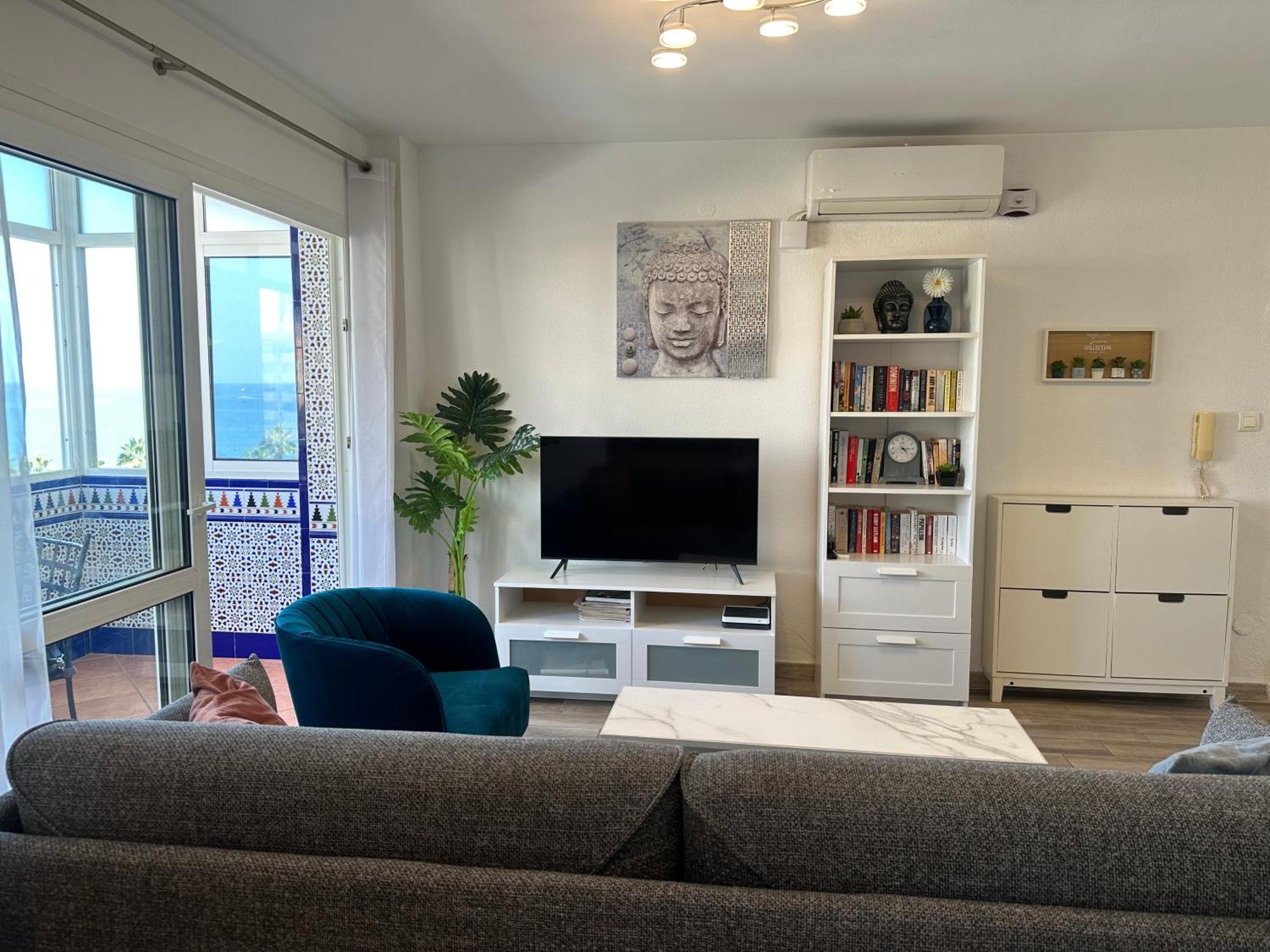 Luxury Beachfront Apartment In Benalmadena Costa Luaran gambar