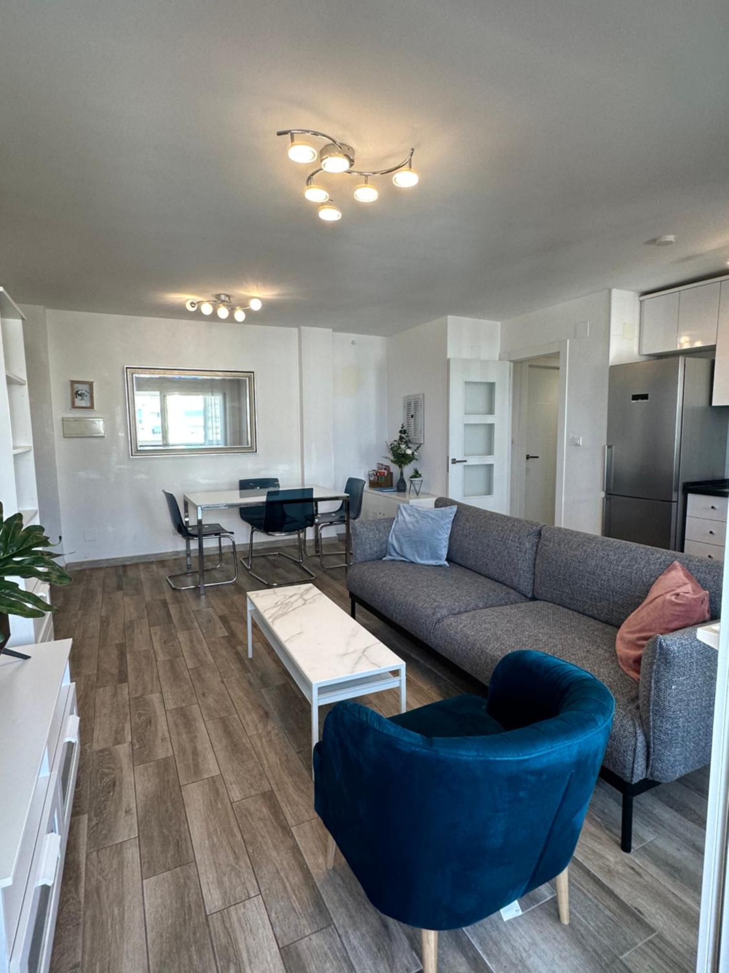 Luxury Beachfront Apartment In Benalmadena Costa Luaran gambar